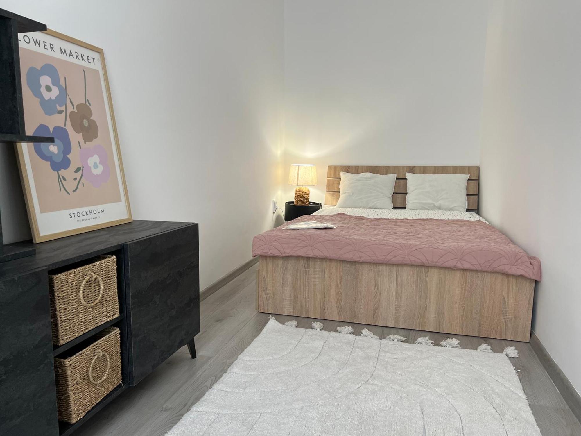 La Strada Central Apartament Орадя Екстер'єр фото